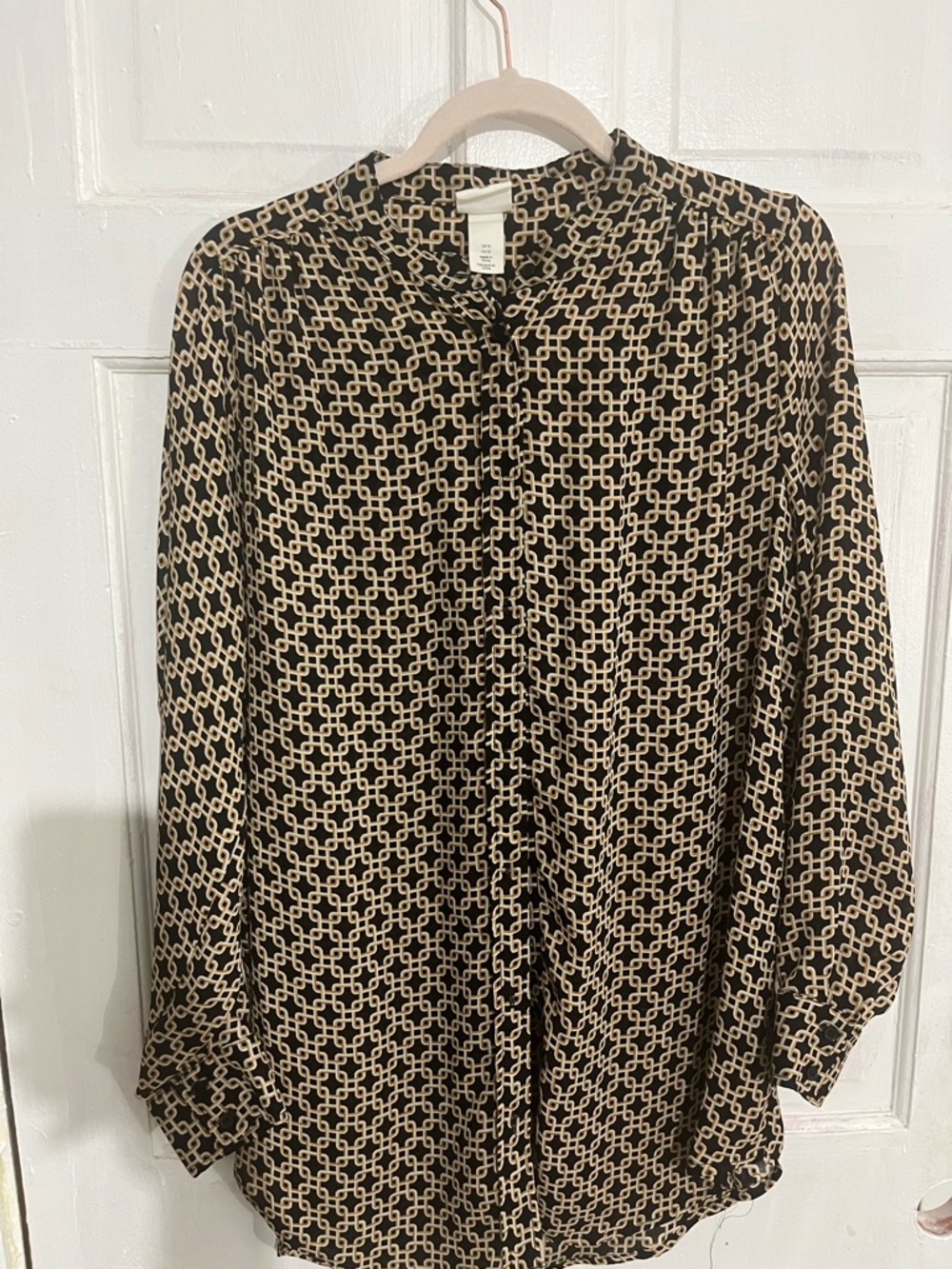 H&M Black & Cream Geometric Button-Down Blouse